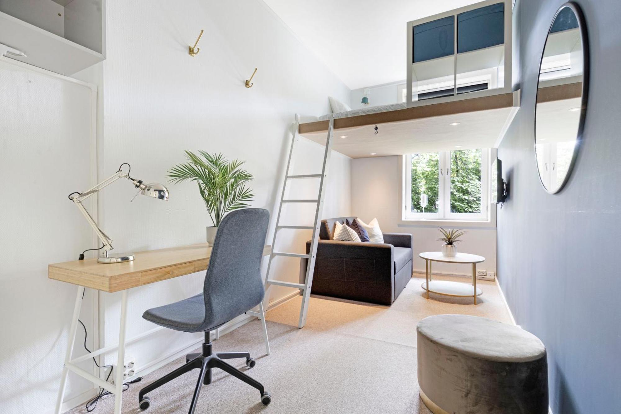 Cozy With Perfect Location Apartment